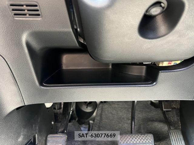 Honda N BOX 2017-01 3677491-15