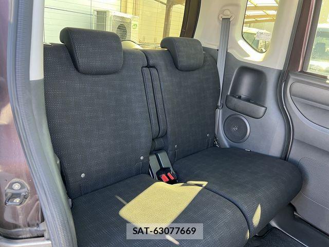 Honda N BOX 2017-01 3677491-22