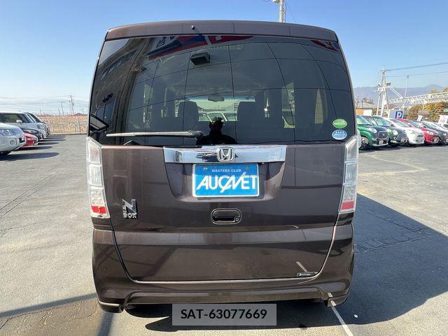Honda N BOX 2017-01 3677491-4