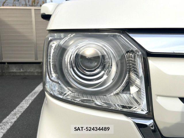 Honda N BOX 2018-03 3677392-11