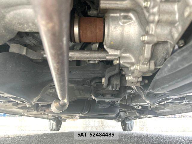 Honda N BOX 2018-03 3677392-18