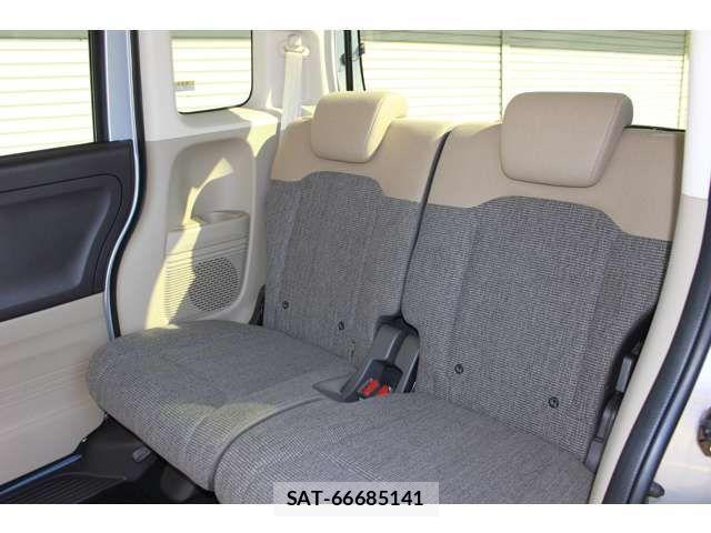 Honda N BOX 2017-12 4045964-11