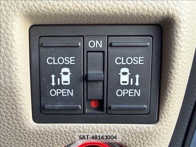 Honda N BOX 2017-10 4422530-3