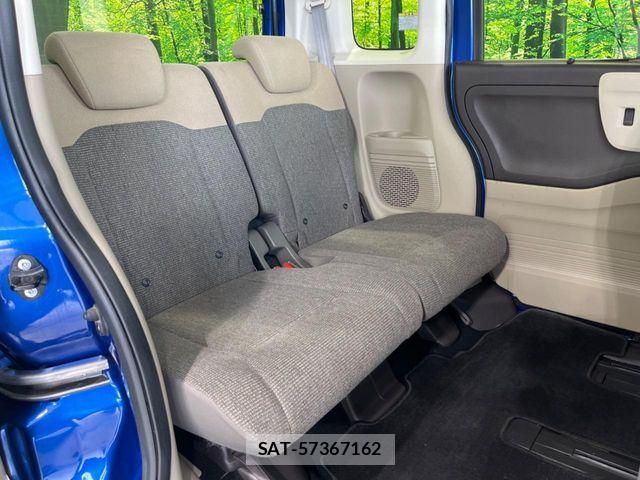 Honda N BOX 2019-03 4971484-8