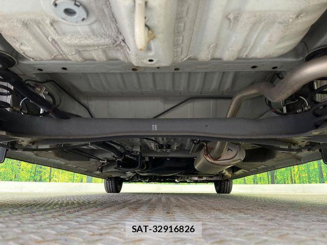 Honda N BOX 2019-03 5873256-19