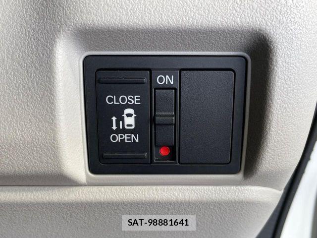 Honda N BOX 2025-02 6013825-4