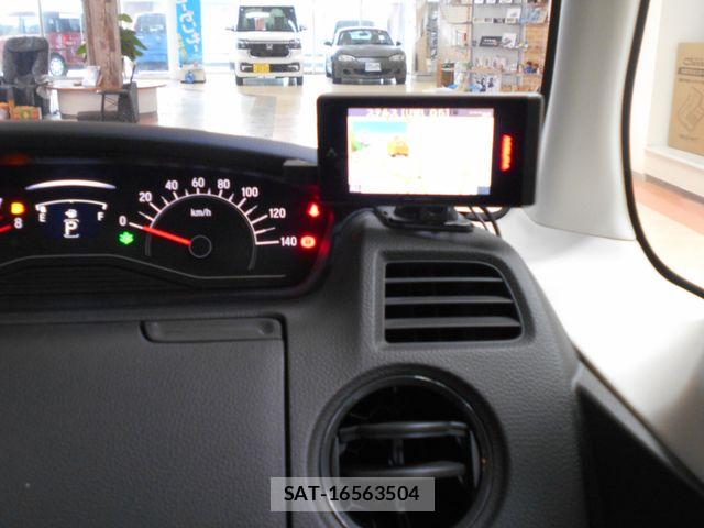 Honda N BOX 2017-09 6013971-3