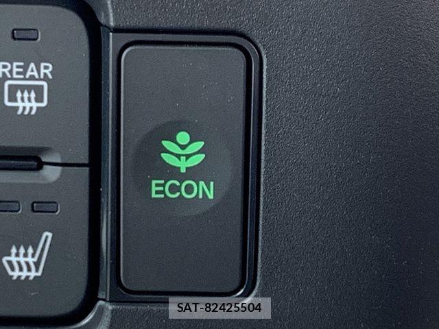 Honda N BOX 2023-10 6013869-11