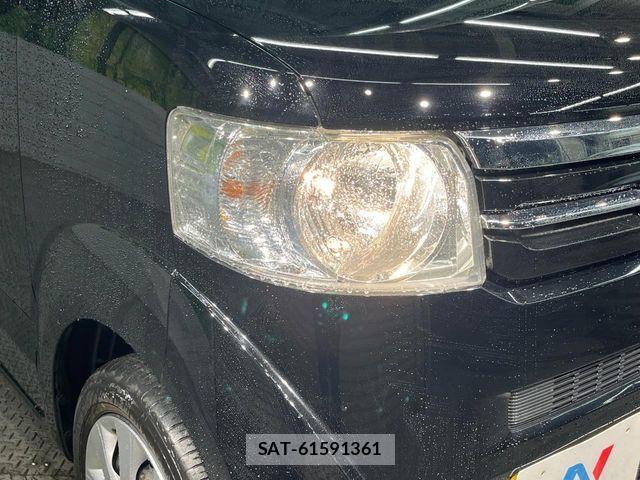 Honda N BOX 2017-06 6135363-11