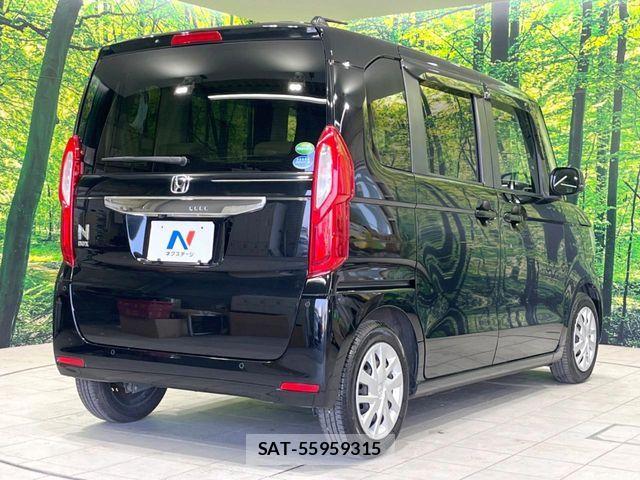 Honda N BOX 2021-03 6217428-16