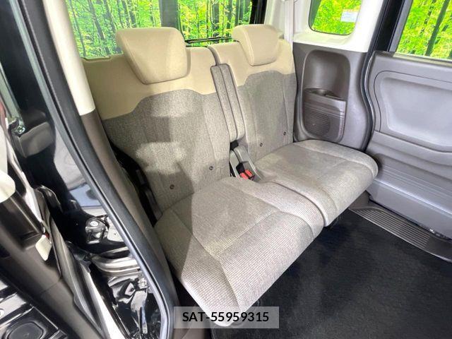 Honda N BOX 2021-03 6217428-8