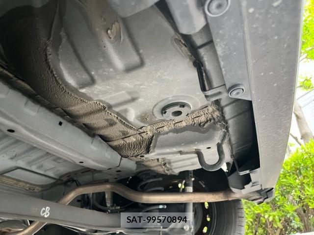 Honda N BOX 2012-03 6265186-18