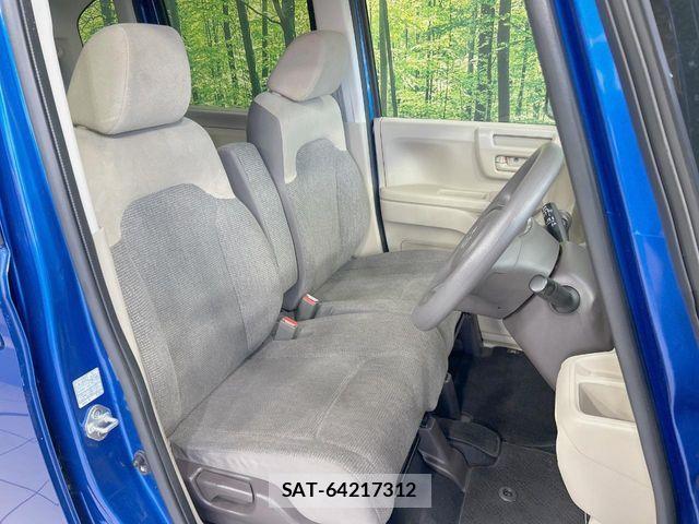 Honda N BOX 2019-04 6546016-7