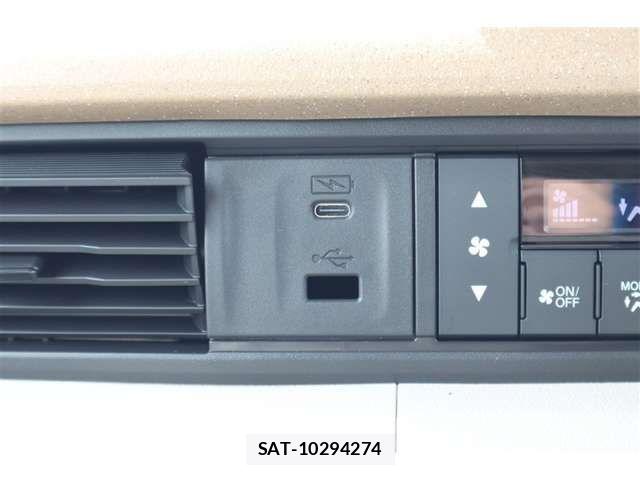 Honda N BOX 2026-02 6545952-24