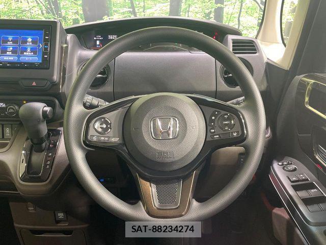 Honda N BOX 2023-08 6613496-10