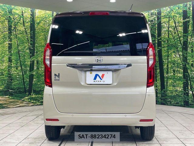 Honda N BOX 2023-08 6613496-14