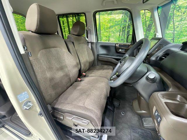 Honda N BOX 2023-08 6613496-7