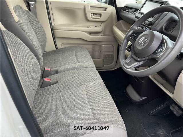 Honda N BOX 2019-03 6613581-12