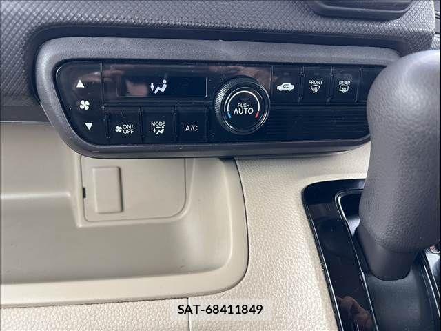 Honda N BOX 2019-03 6613581-21
