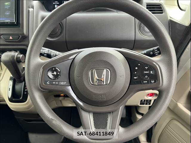 Honda N BOX 2019-03 6613581-23