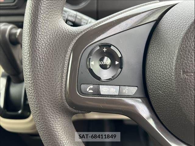 Honda N BOX 2019-03 6613581-24