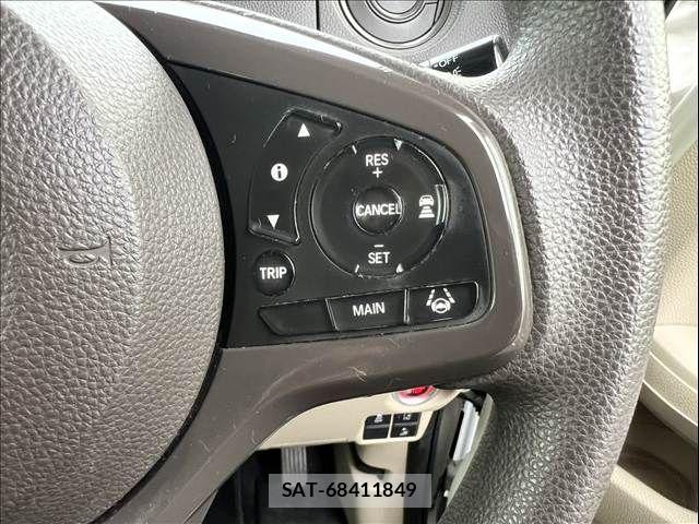 Honda N BOX 2019-03 6613581-25