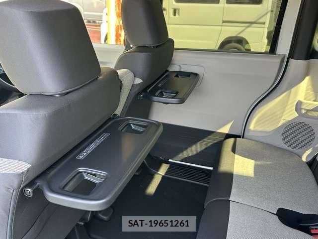 Honda N BOX 2026-03 6613493-9