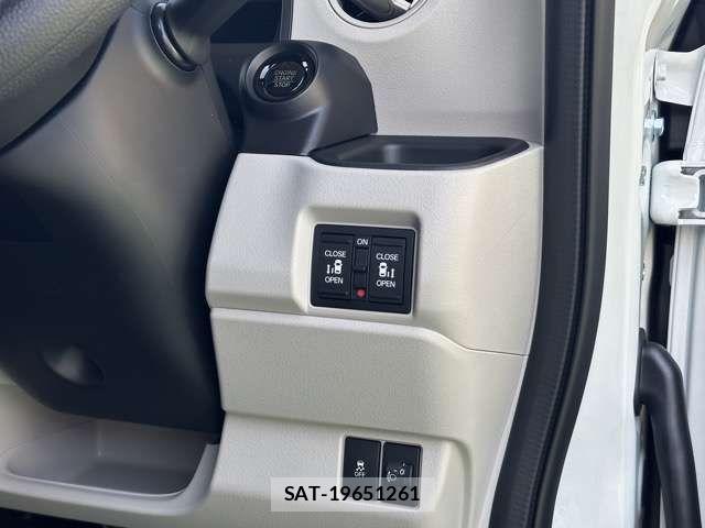 Honda N BOX 2026-03 6613493-18