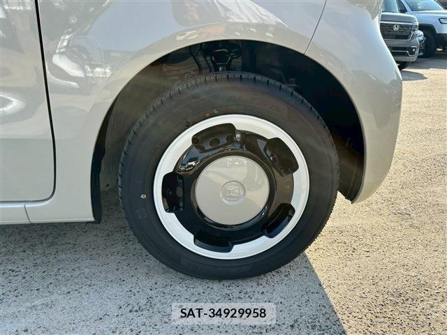 Honda N BOX 2025-12 6642035-13