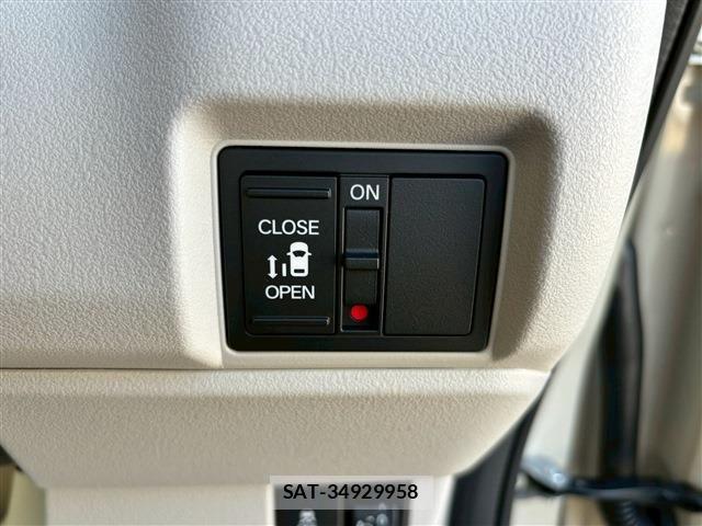 Honda N BOX 2025-12 6642035-17