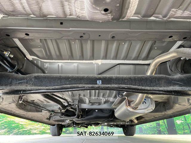 Honda N BOX 2025-06 6672696-18