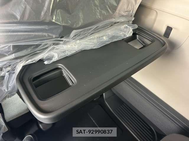 Honda N BOX 2026-03 6672691-9