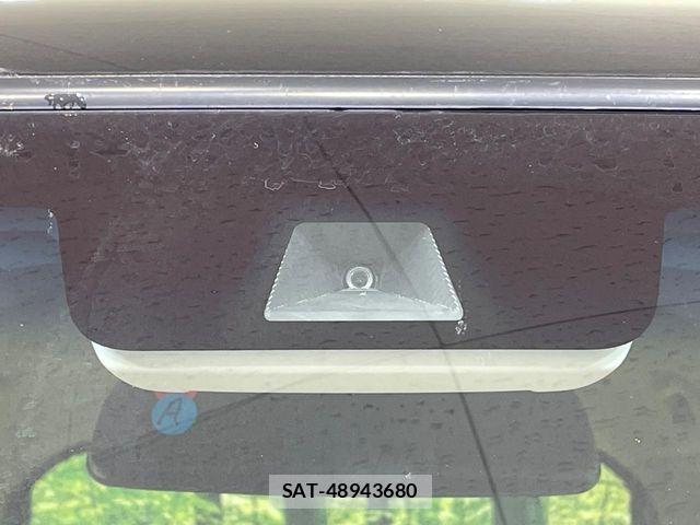 Honda N BOX 2020-12 6672758-5