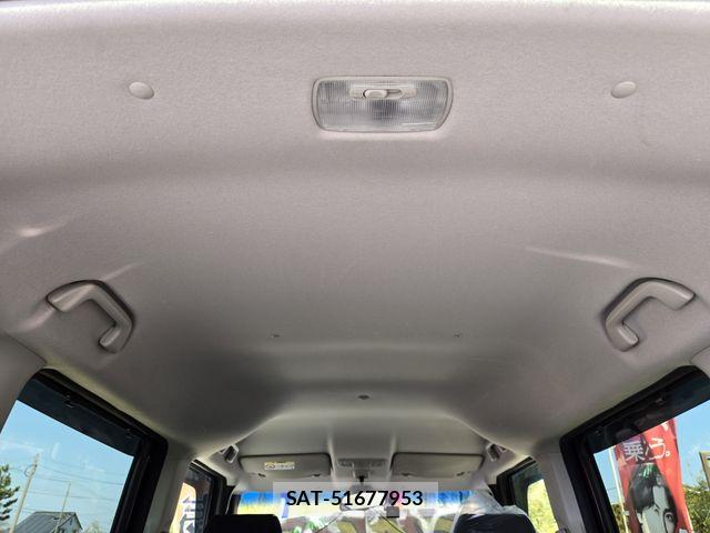 Honda N BOX 2016-09 6672782-12
