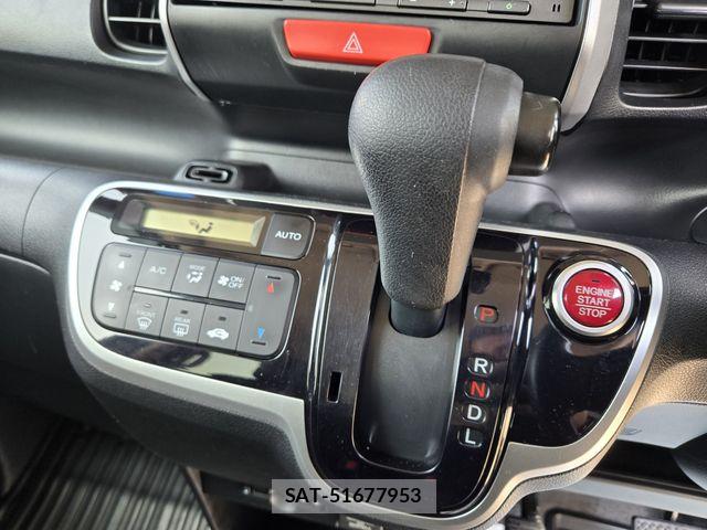 Honda N BOX 2016-09 6672782-22