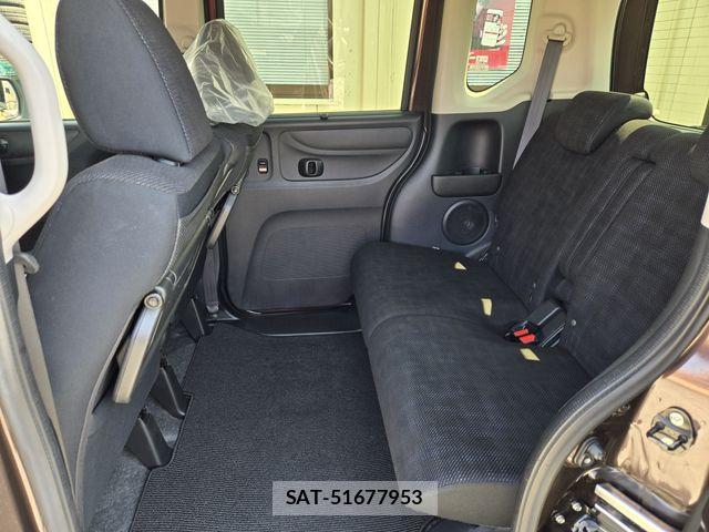 Honda N BOX 2016-09 6672782-25