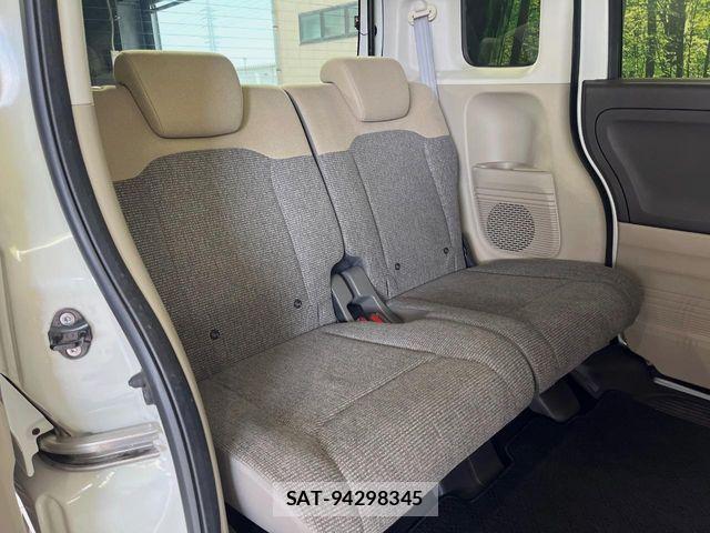 Honda N BOX 2018-04 6672763-9