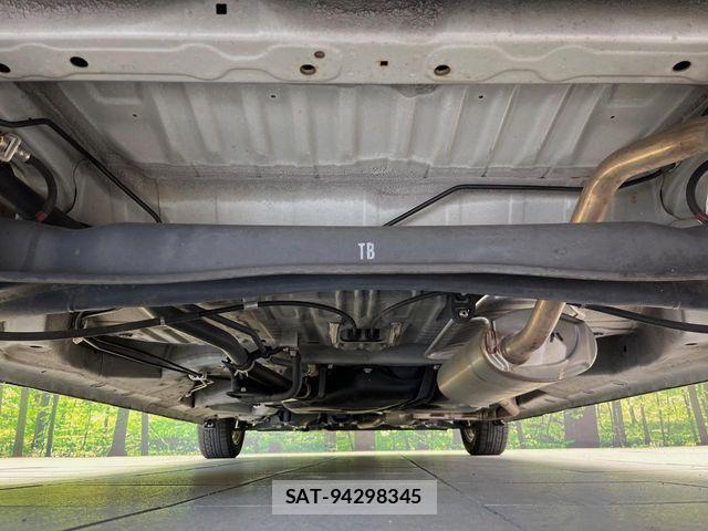 Honda N BOX 2018-04 6672763-17