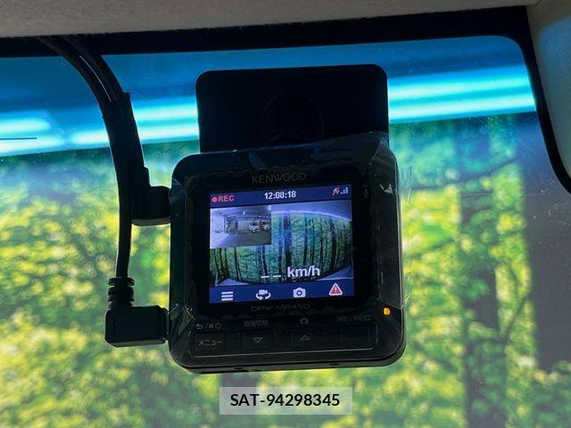 Honda N BOX 2018-04 6672763-7