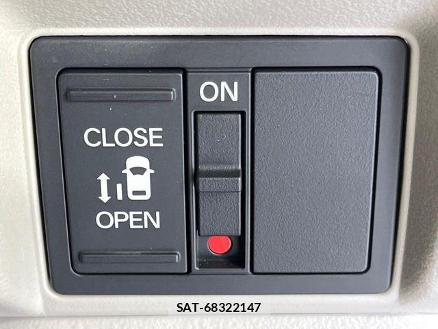 Honda N BOX 2024-10 6672732-3