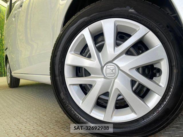 Honda N BOX 2025-10 6677053-13