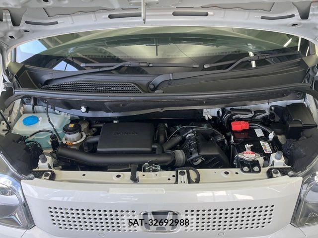 Honda N BOX 2025-10 6677053-18