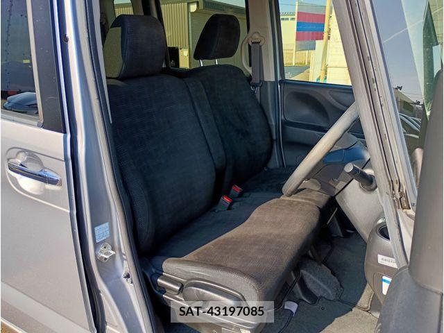Honda N BOX 2016-10 6677095-15