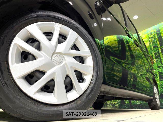 Honda N BOX 2019-03 6677076-12