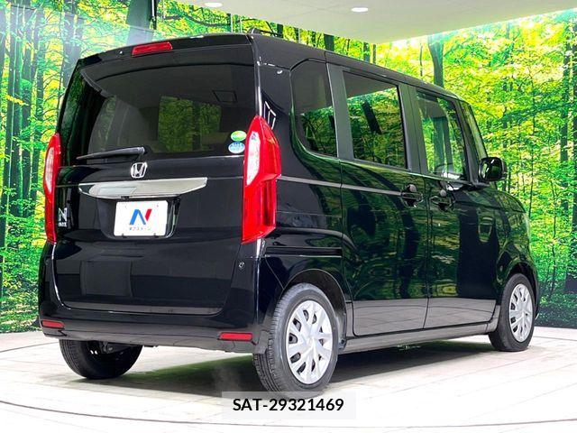 Honda N BOX 2019-03 6677076-16