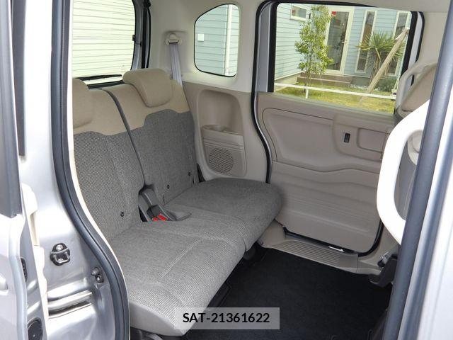 Honda N BOX 2020-03 6677087-19