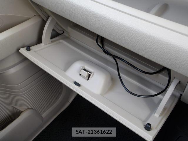 Honda N BOX 2020-03 6677087-23