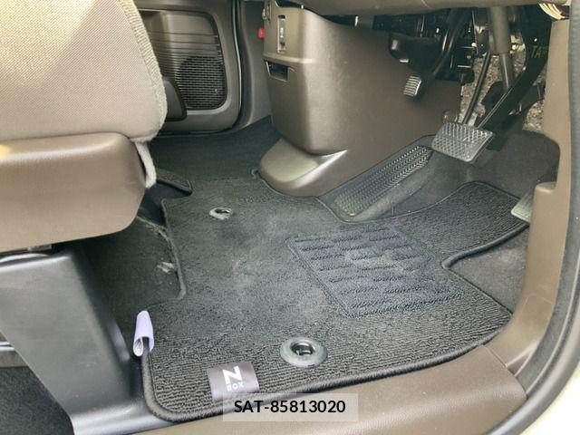 Honda N BOX 2021-04 6677099-12