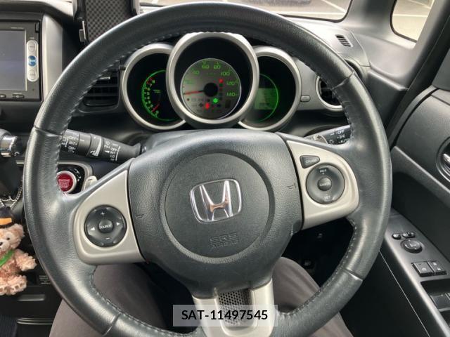 Honda N BOX 2013-09 6677106-11