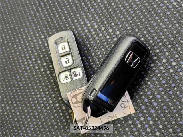 Honda N BOX 2016-02 6677094-14